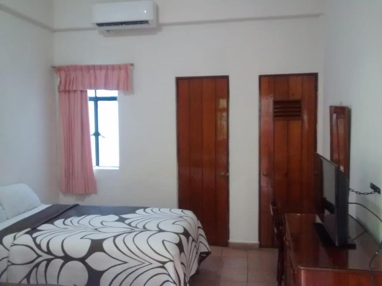 Hotel Posada Del Sol Apatzingán de la Constitución المظهر الخارجي الصورة