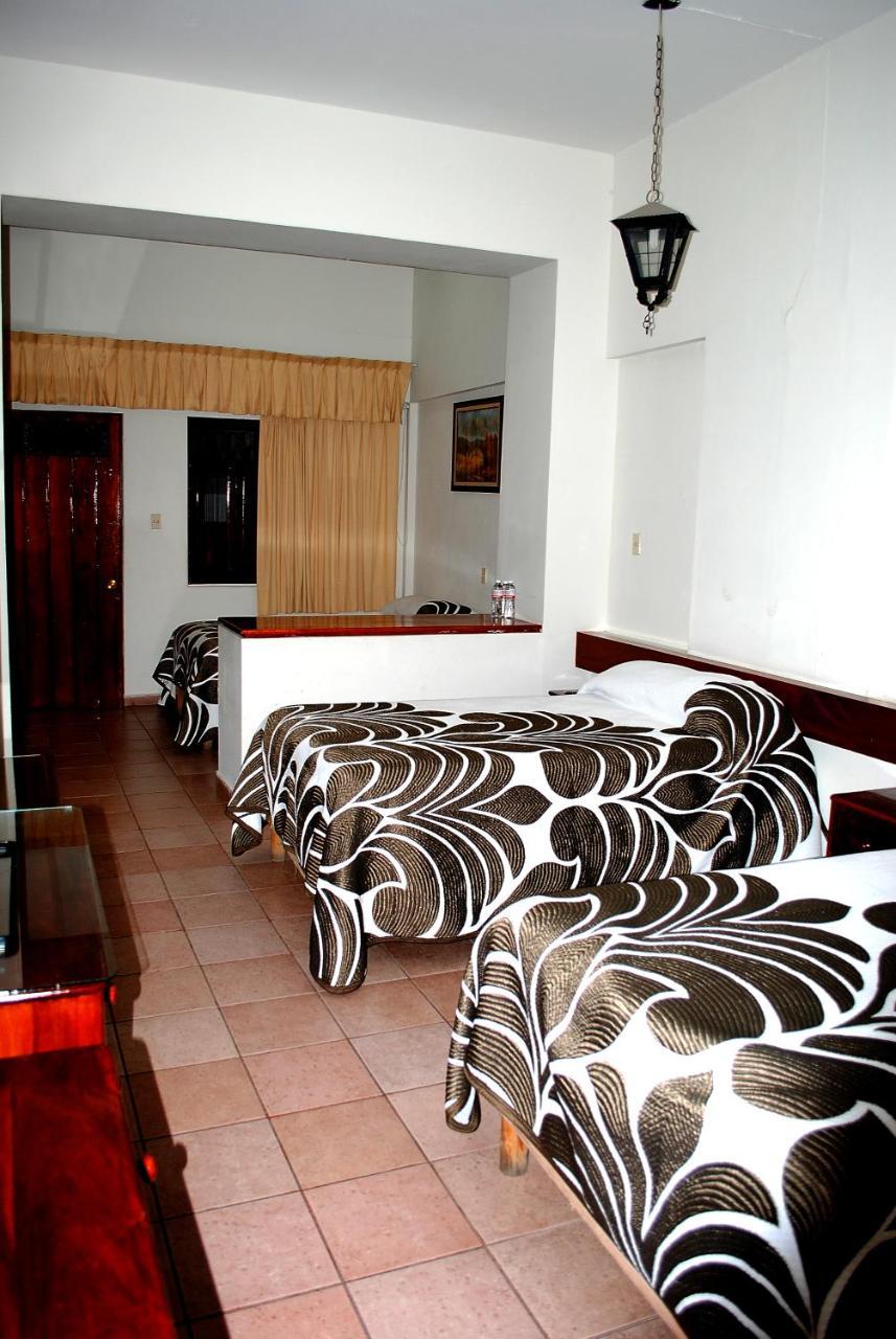 Hotel Posada Del Sol Apatzingán de la Constitución المظهر الخارجي الصورة